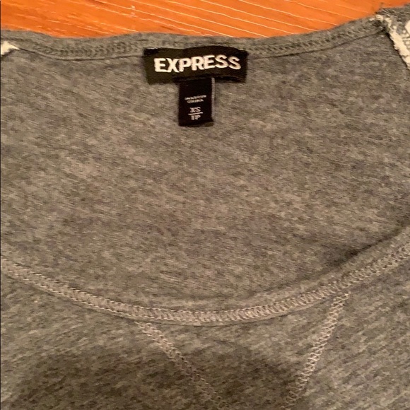 Express xs 3/4 sleeve top - Picture 2 of 2